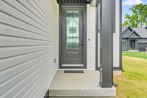 297 WHITING Street, ON N5C 0E6