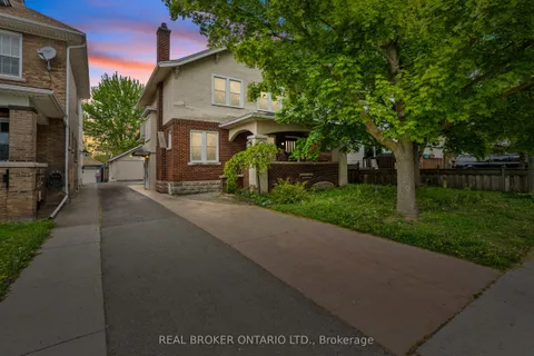 122 Dorothy Street, ON L3B 3V9