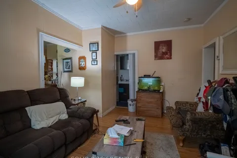 98 Elmsley Street, ON K7A 2H2