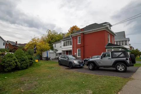 98 Elmsley Street, ON K7A 2H2