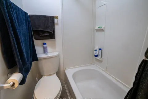 98 Elmsley Street, ON K7A 2H2