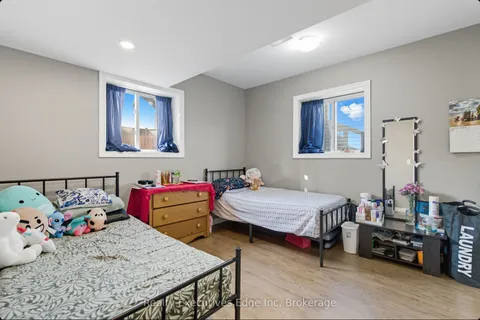 20 Landon Avenue, ON N3Y 5J8