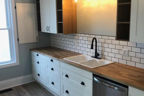 114 Main Street, ON K7A 1B2