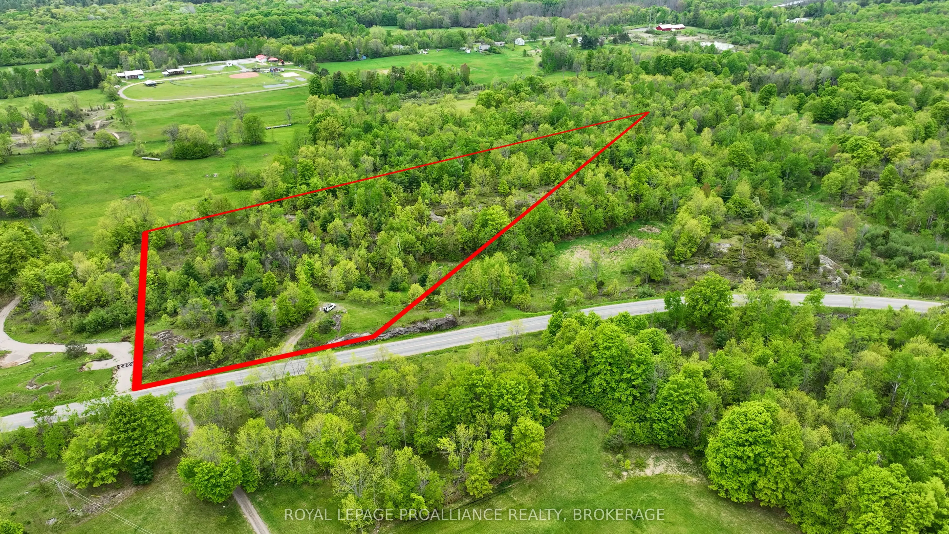 1147 LONG LAKE Road, ON K0H 2K0