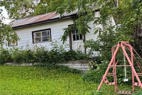 187 Hunter Street, ON K8A 1K3