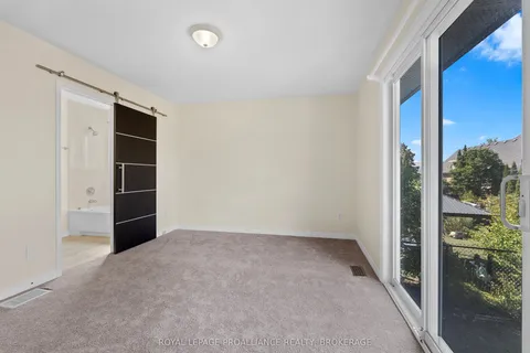 50 Davey Crescent, ON K7N 1X7