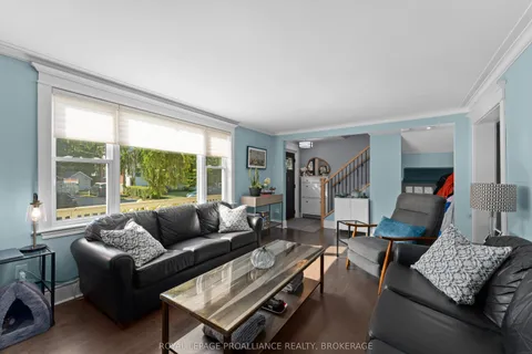 7 Toronto Street, ON K7L 4A3