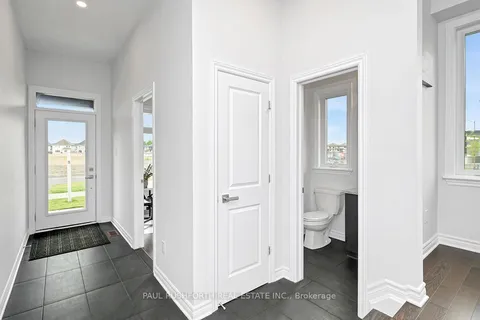 770 Cope Drive, ON K2S 2P9