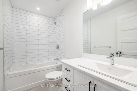 956 COLOGNE Street, ON K0A 1W0