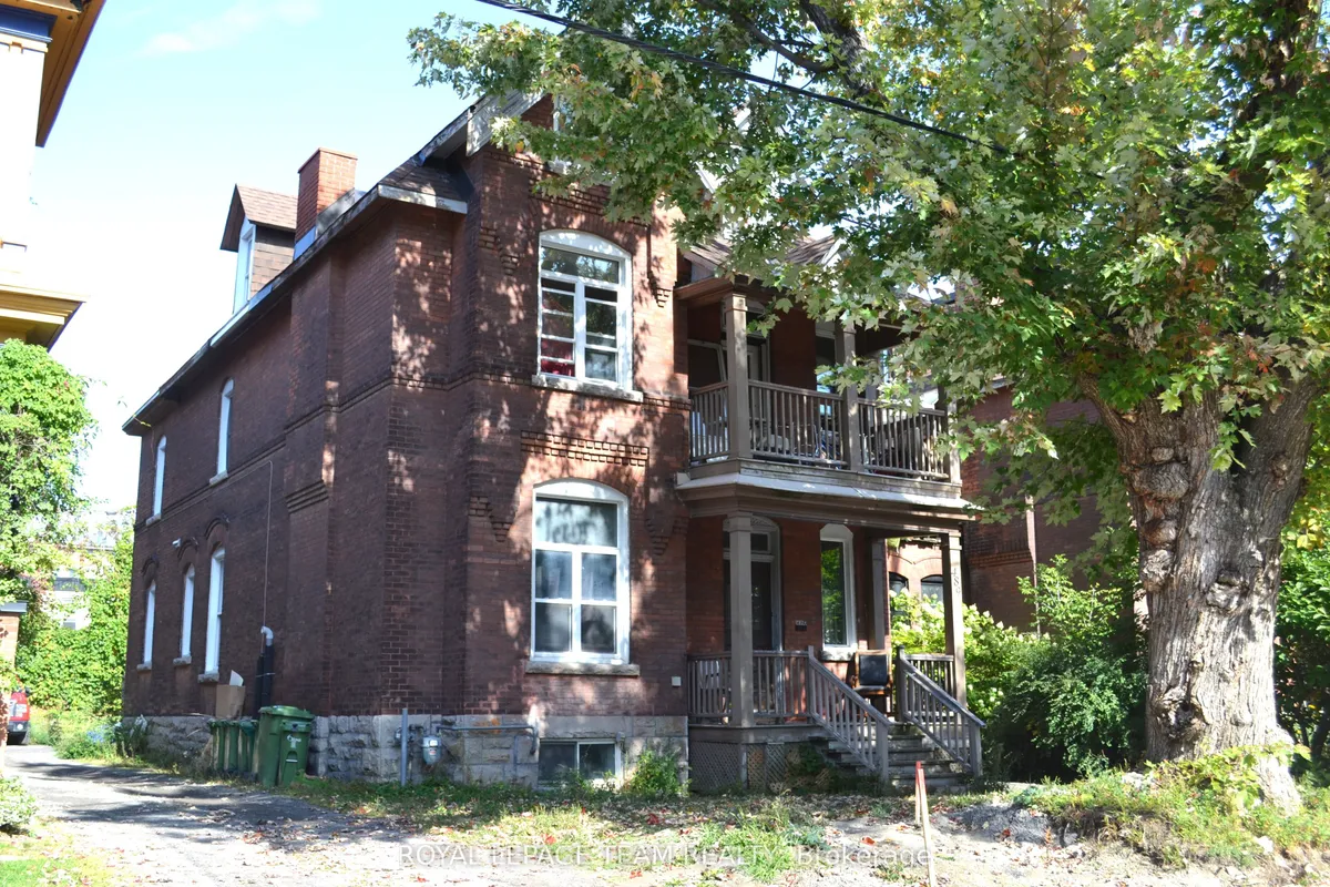 489 Maclaren Street, ON K1R 5K5