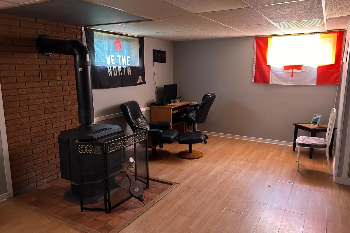 8 Tebby Boulevard, ON P0A 1X0