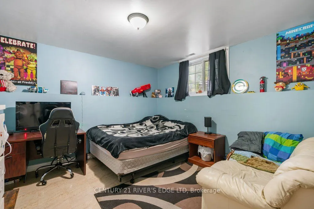 445 Railway Avenue, ON K0E 1T0