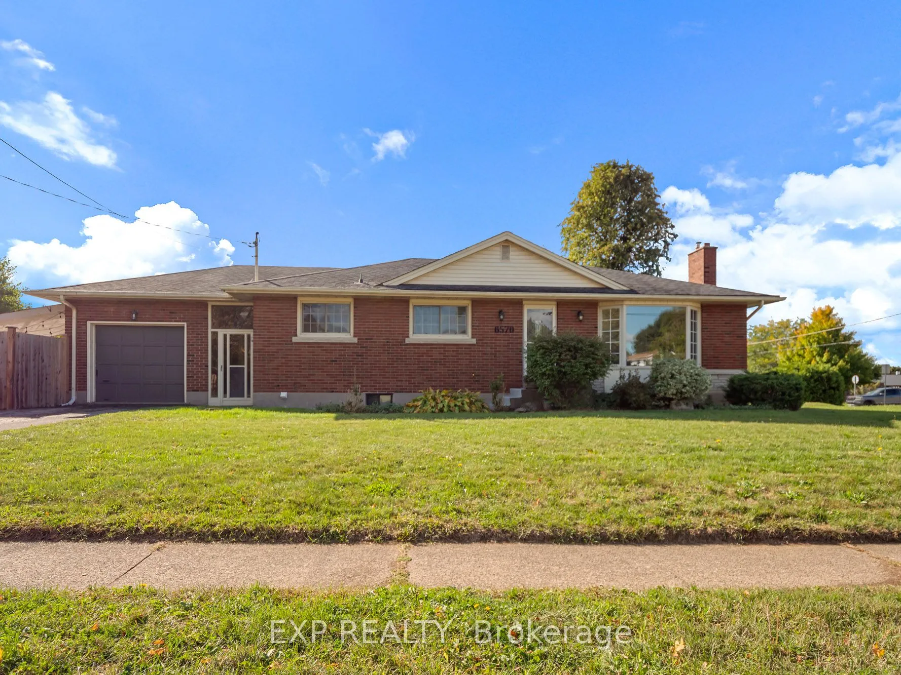 6570 Sherwood Road, ON L2E 5M4