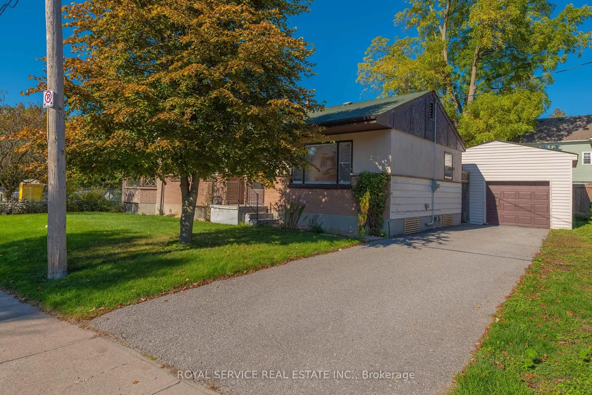 68 Young Street, ON L1A 1M6