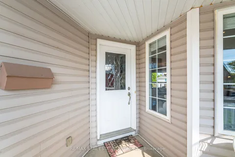 127 Silurian Drive, ON N1E 7G2