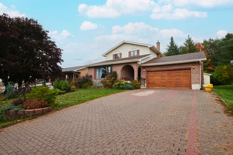 115 Ivy Avenue, ON K7V 4C9