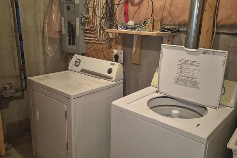 27 Natalie Court, ON L2V 5C6