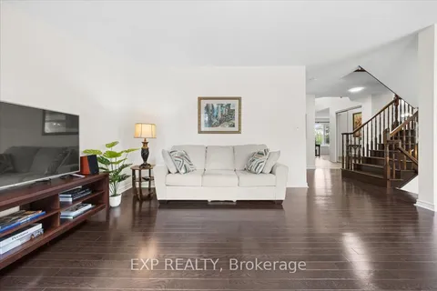 300 Grayburn Way, ON K2J 0V8