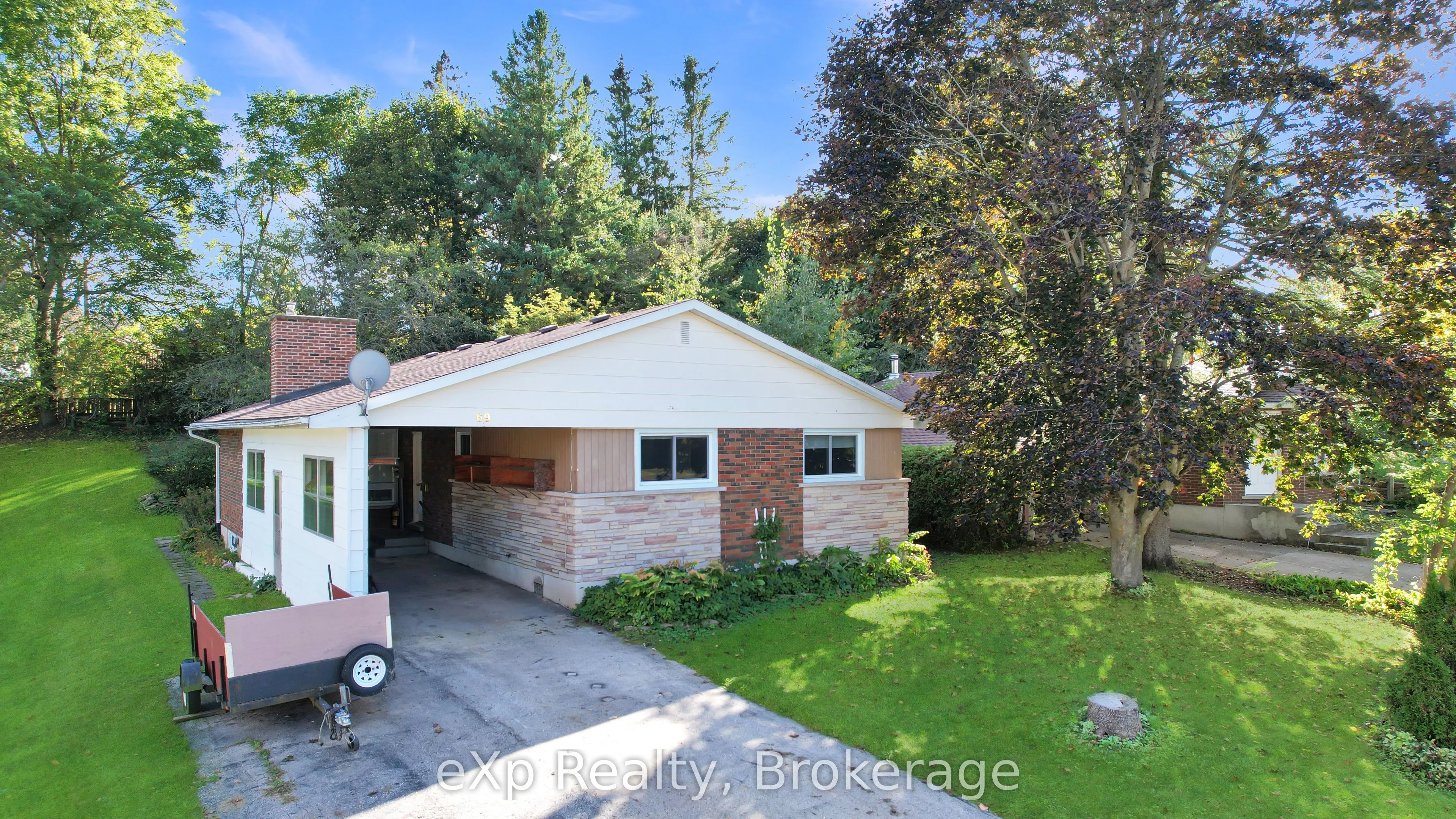 69 8th Street, ON N4N 1J1