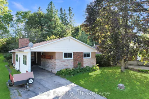 69 8th Street, ON N4N 1J1