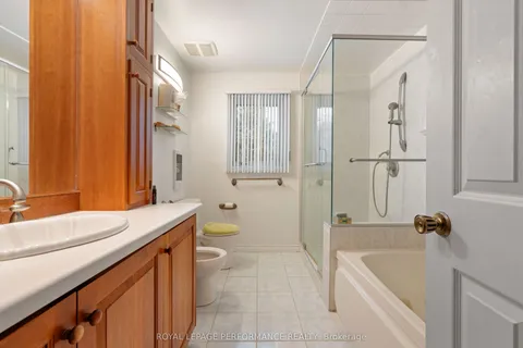 6275 Macrae Court, ON K0C 1E0