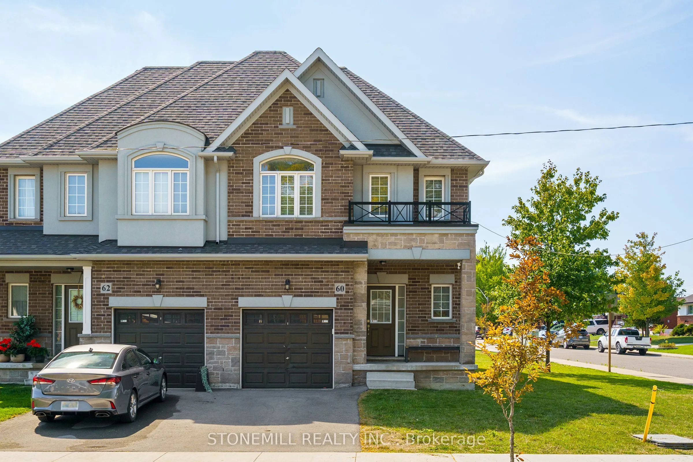 60 Bobolink Road, ON L9A 2P5