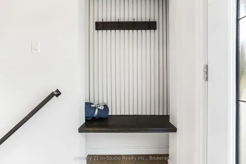 887 Nodwell Court, ON N0H 2C4