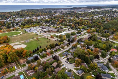 887 Nodwell Court, ON N0H 2C4