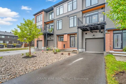 172 Visor Private, ON K2V 0S6