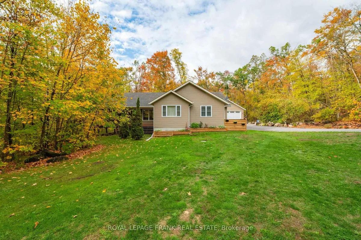 25 Lakeland Avenue, ON K0L 1J0