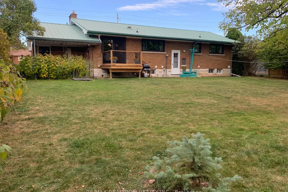 3533 Dorchester Road, ON L2J 3A4