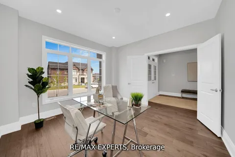 131 Highlands Boulevard, ON L0A 1G0