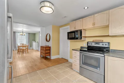 763 King street West N/A, ON K7M 2G4