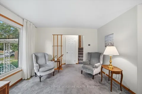 268 Cameron Street, ON N7A 3L3