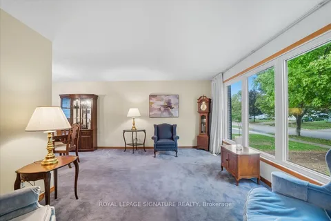 268 Cameron Street, ON N7A 3L3