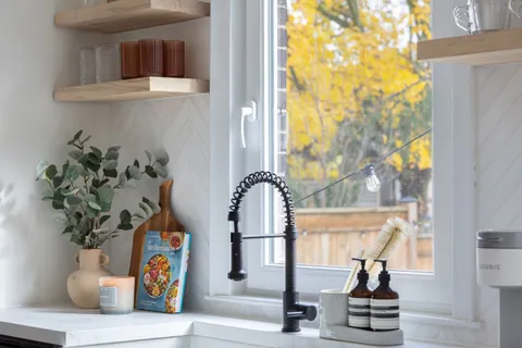 7 Carl Crescent, ON L0R 2H4