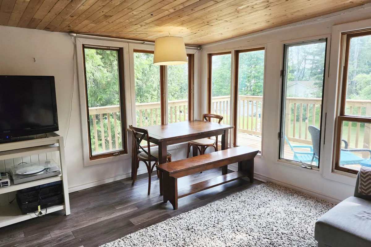 106 LAKEVIEW Crescent, ON K0L 1A0