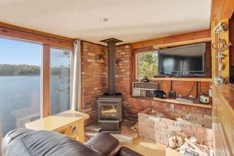 1128 124 Highway, ON P0A 1G0