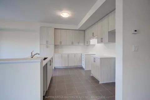 102 Oakmont Drive, ON K0H 1G0