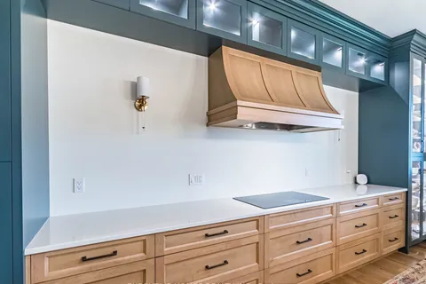 377 Manhattan Drive, ON N6K 4M7