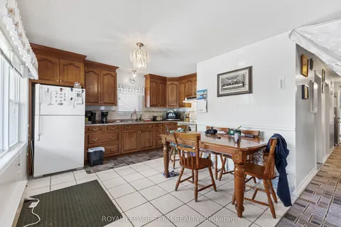 46 Jolliet Avenue, ON K1L 5H5