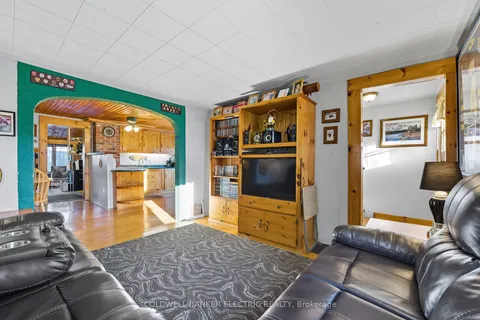 59 Centre Street, ON K7R 1M8