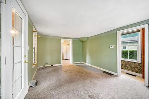 189 James Street, ON K6V 1L6