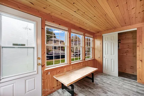 189 James Street, ON K6V 1L6