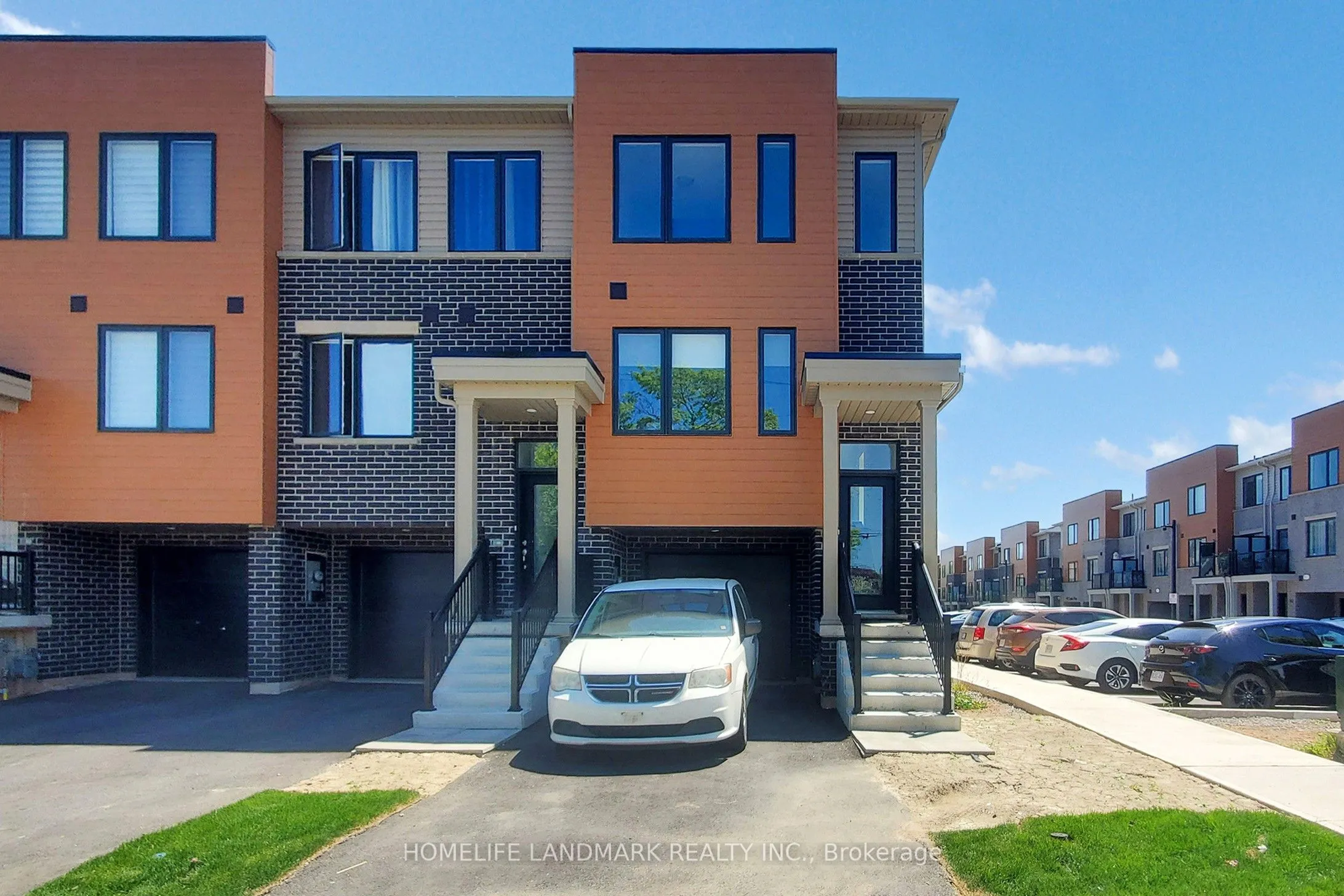 2 Reid Avenue, ON L8H 0B5