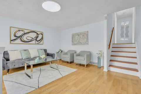 87 Christopher Drive, ON N2J 4J6