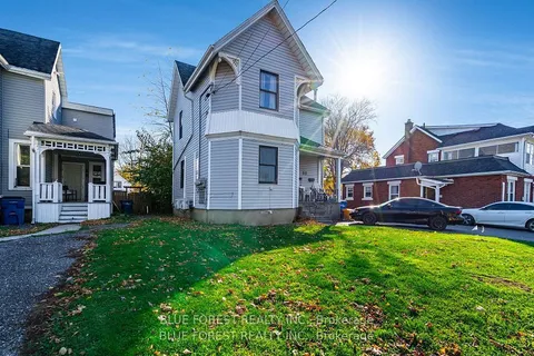 50-52 Wellington Street, ON N7M 3N9