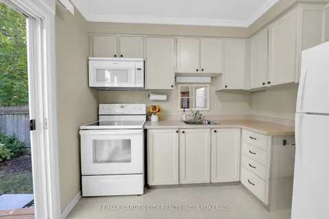 119 Silvan Drive, ON L3C 6C1