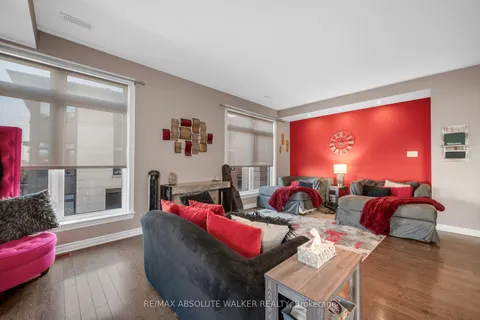 129 Chaperal Private, ON K4A 0T6