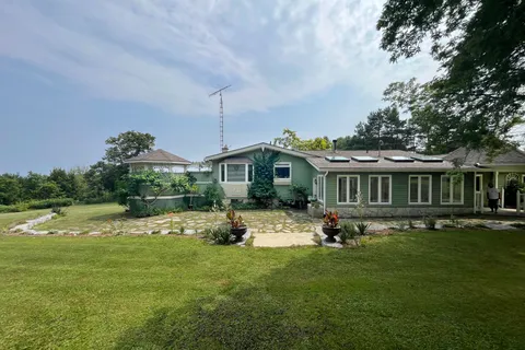 104 Mckay Court, ON N4L 1W5